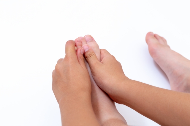 モートン病 症例別コラム 足の指 指の間の痛みや痺れを感じたら 藤接骨院グループ